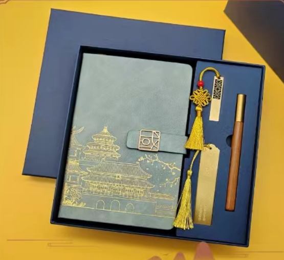 鄭州學(xué)校定制畢業(yè)留念禮品國(guó)風(fēng)筆記本U盤(pán)組合套裝企業(yè)定制禮品